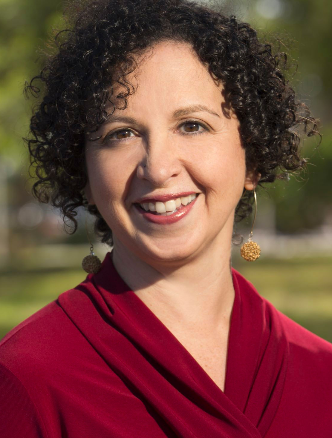 Dr. Lisa Flores